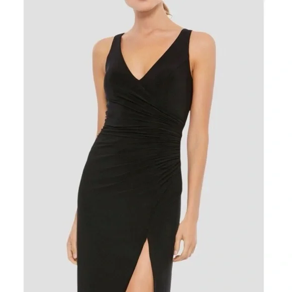 NWT Ieena for Mac Duggal Black Faux Wrap Sleeveless V Neck Gown Style #26531 - Picture 3 of 12